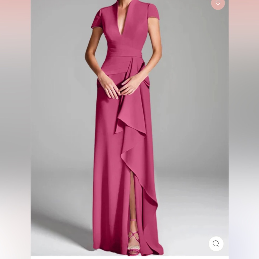 Fuchsia Mother of the Bride Sheath/Column V-Neck with Cap Sleeves Dress